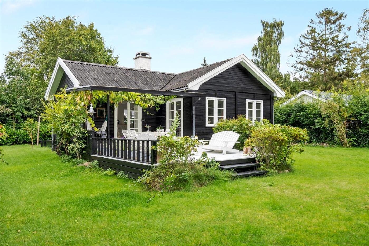 Idyll Summer House In Hornbaek Villa Exterior photo